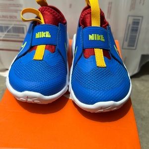 Nike Flex runner 2 toddler shoes Blue/Red multiple sizes